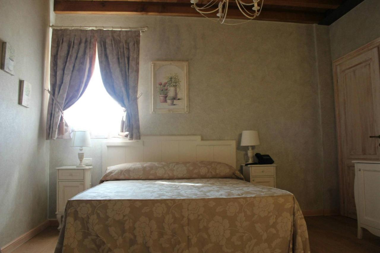 Relais Mondotella Pozzolengo Exteriér fotografie